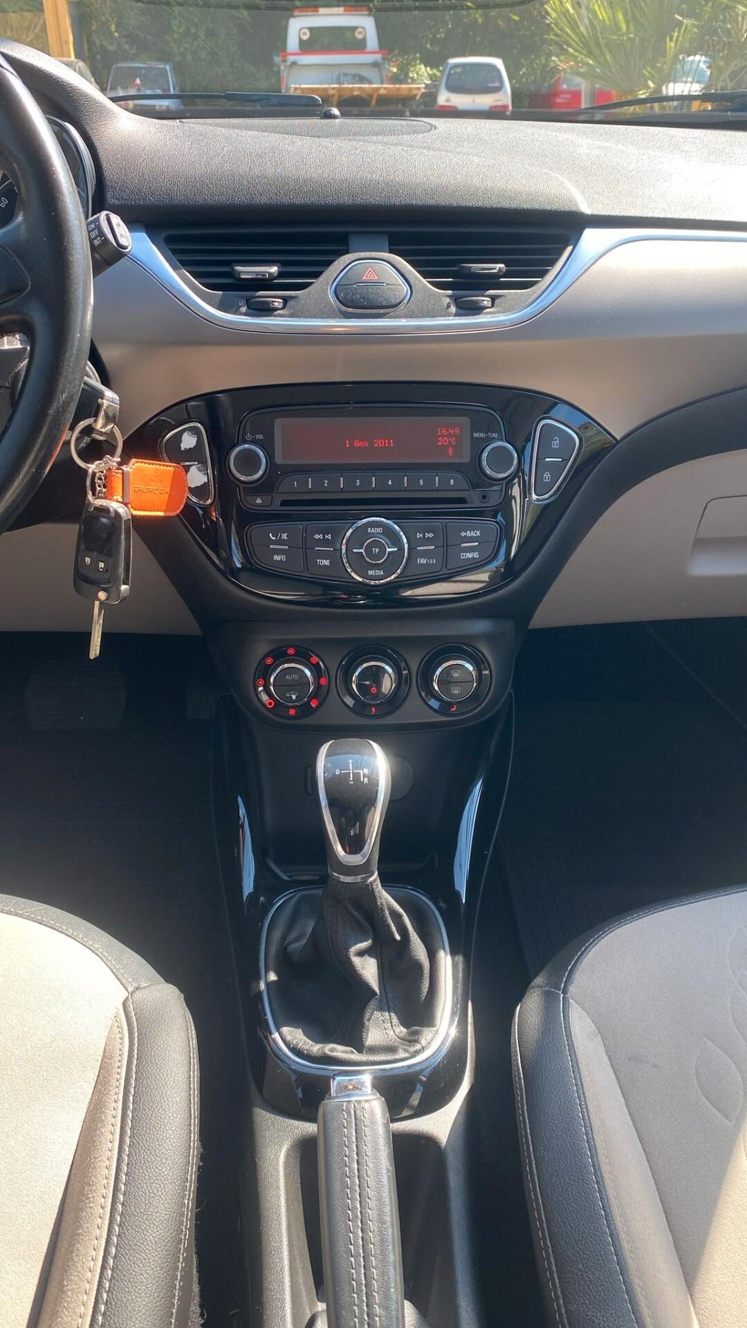 Opel Corsa 1.3 AUTOMATICA/NEOPATENTATI