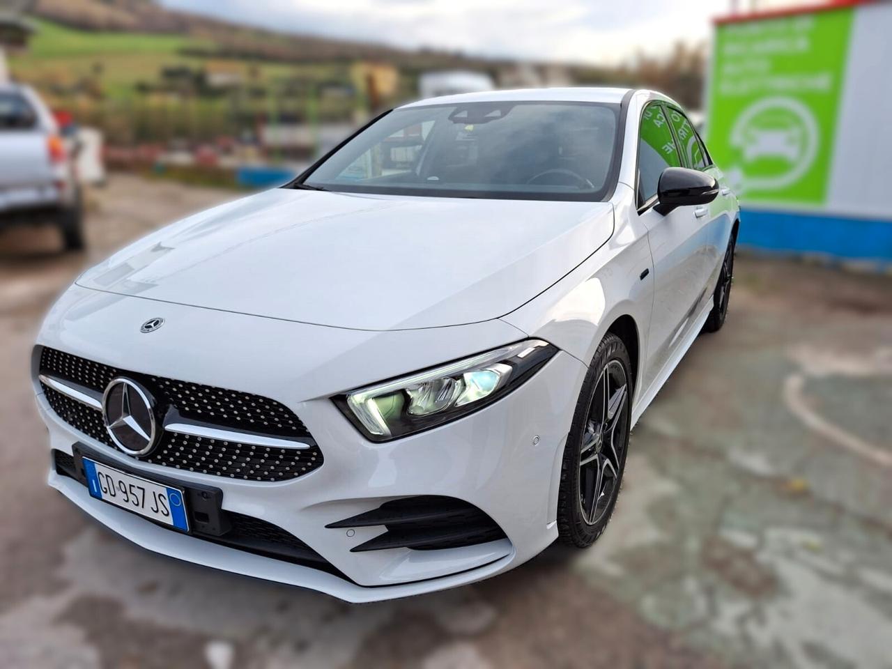 MERCEDES A 250 E AUTOMATIC EQ-Power 4p. PREMIUM