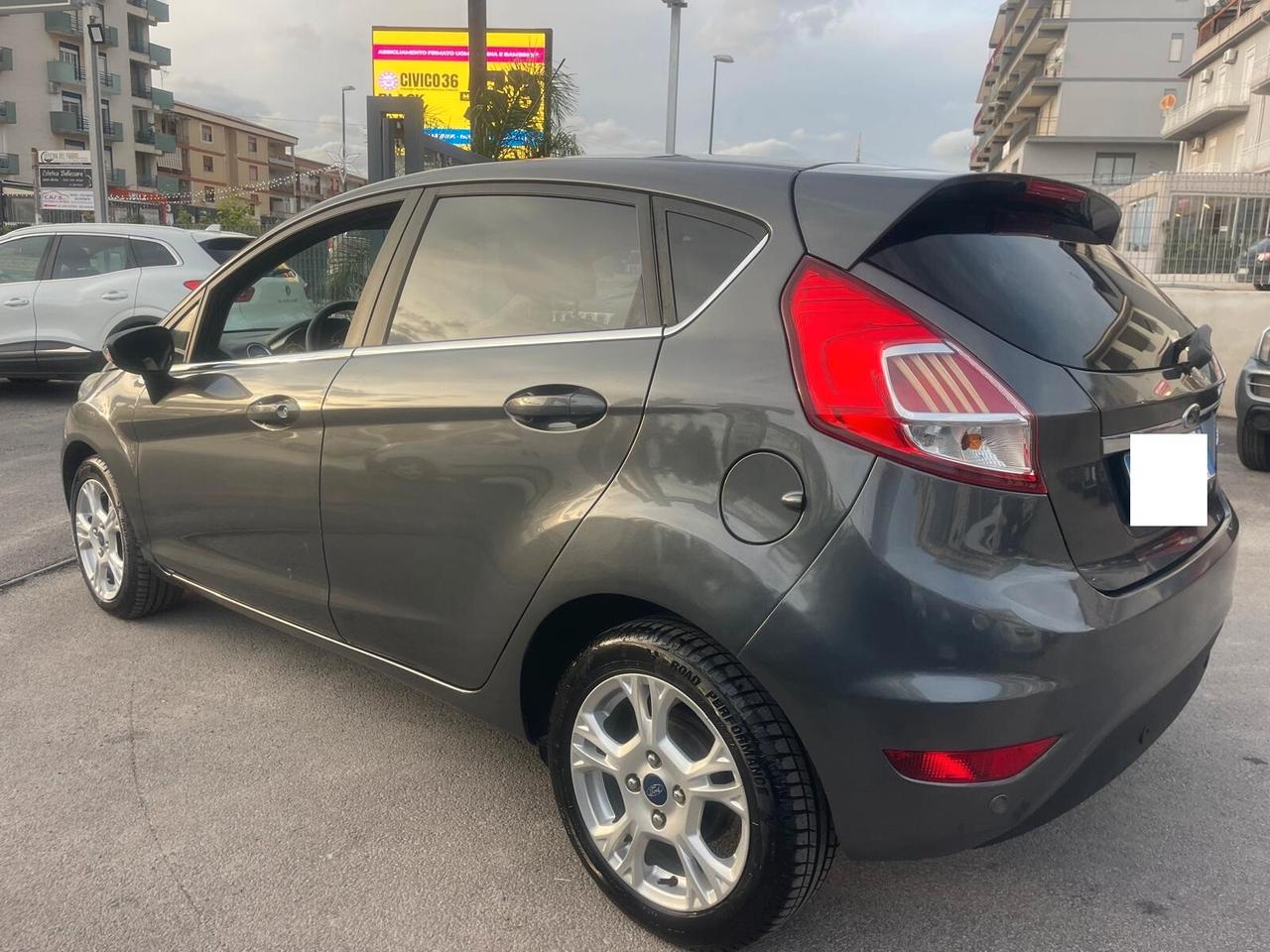 Ford Fiesta 1.4 5p. Bz. 95CV - GPL Titanium