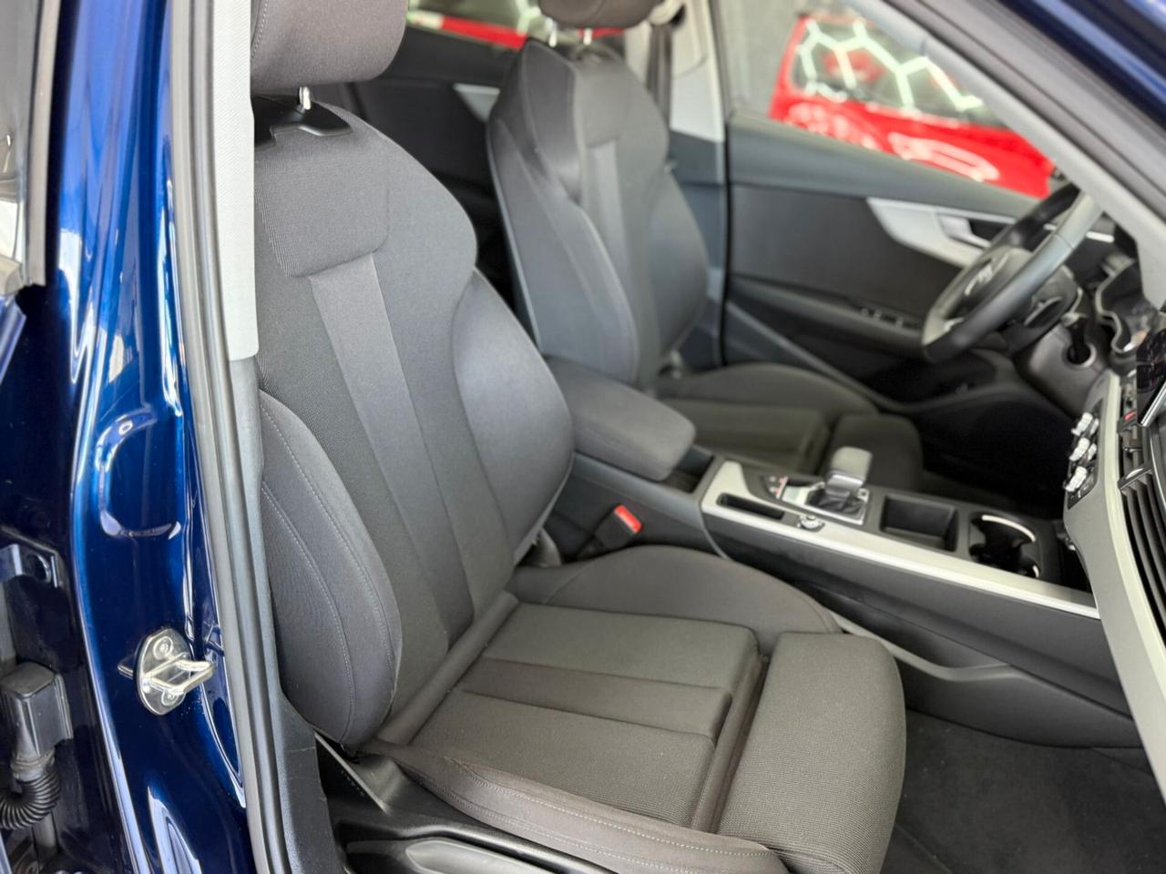 Audi A4 35 TDI/163 CV S tronic Business Advanced