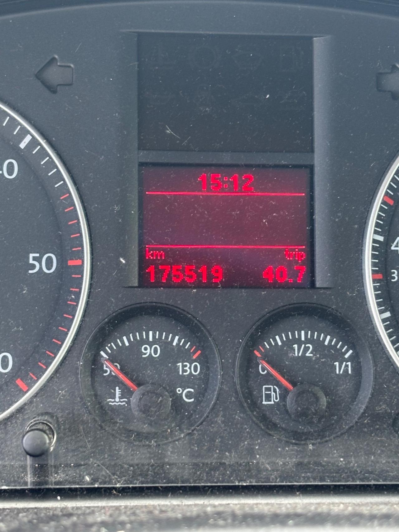 TOURAN Volkswagen 7 posti del 2005 in saldo 592
