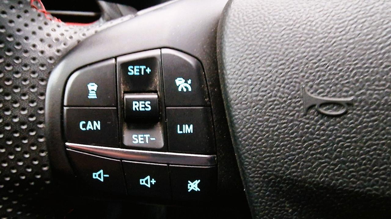 Ford Puma 1.0 EcoBoost Hybrid 125 CV S&S ST-Line X