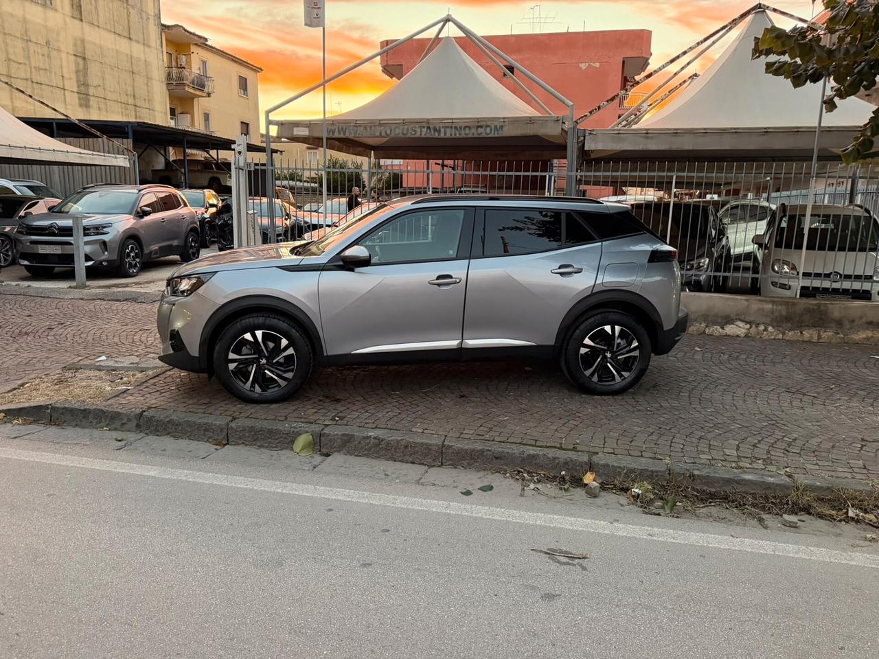 Peugeot 2008 PureTech 100 S&S Allure