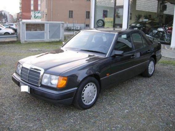 MERCEDES-BENZ 200 E