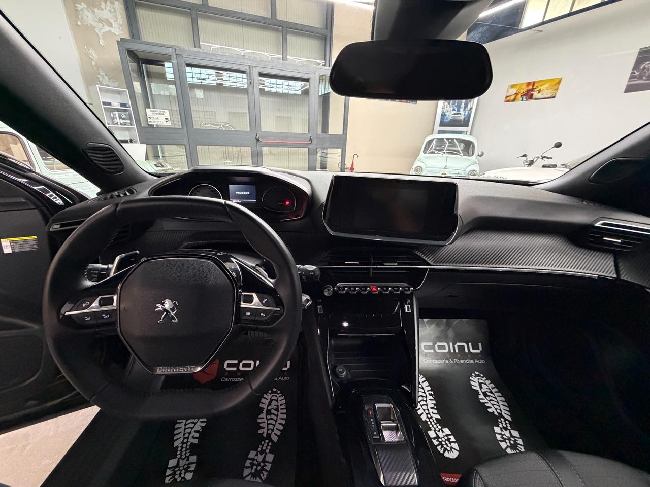 Peugeot 2008 PureTech 130 S&S EAT8 Allure