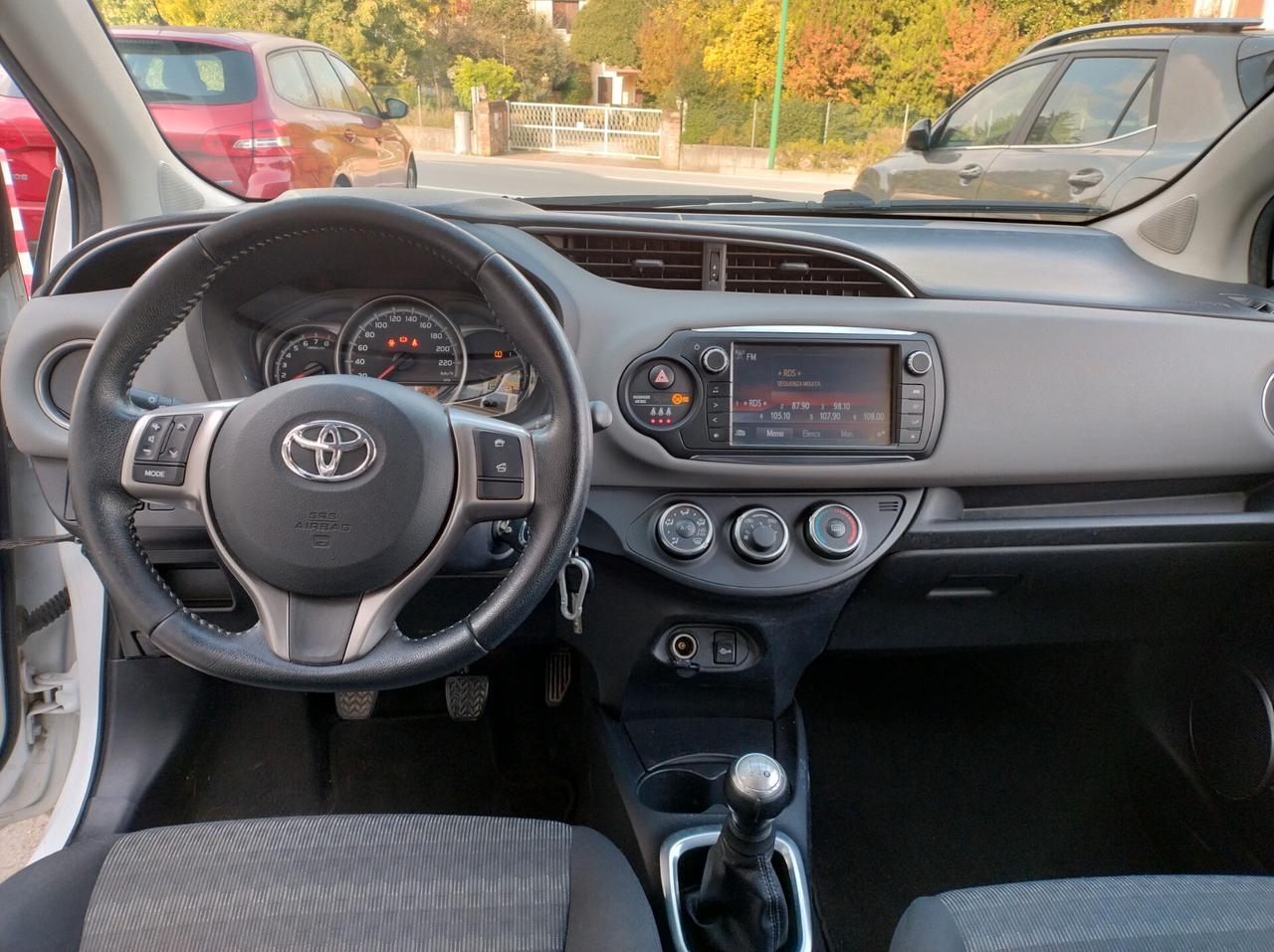 Toyota Yaris 1.0 5 porte Active