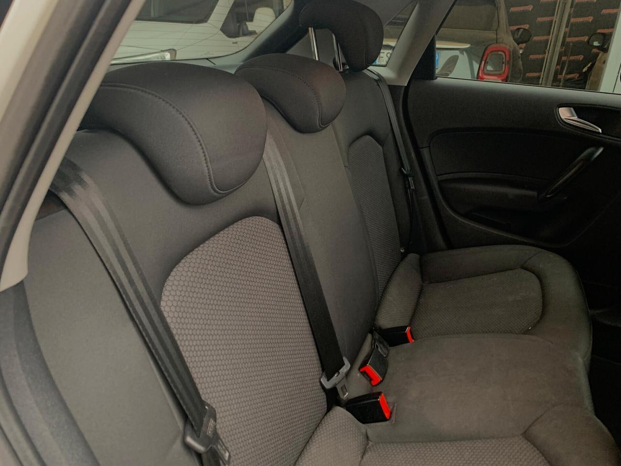 Audi A1 1.6 TDI Attraction