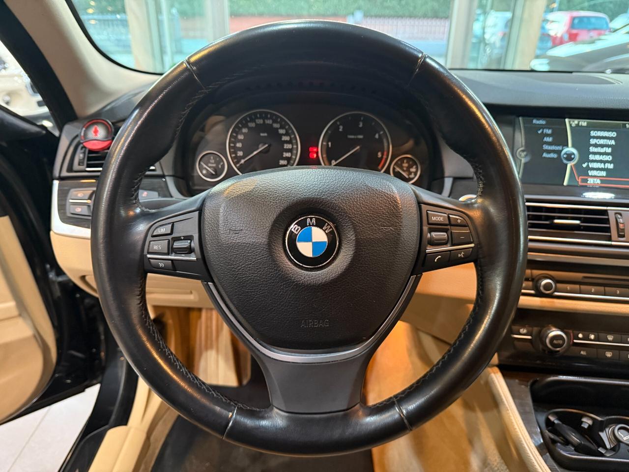 Bmw 530 ouring 530d Touring Eletta