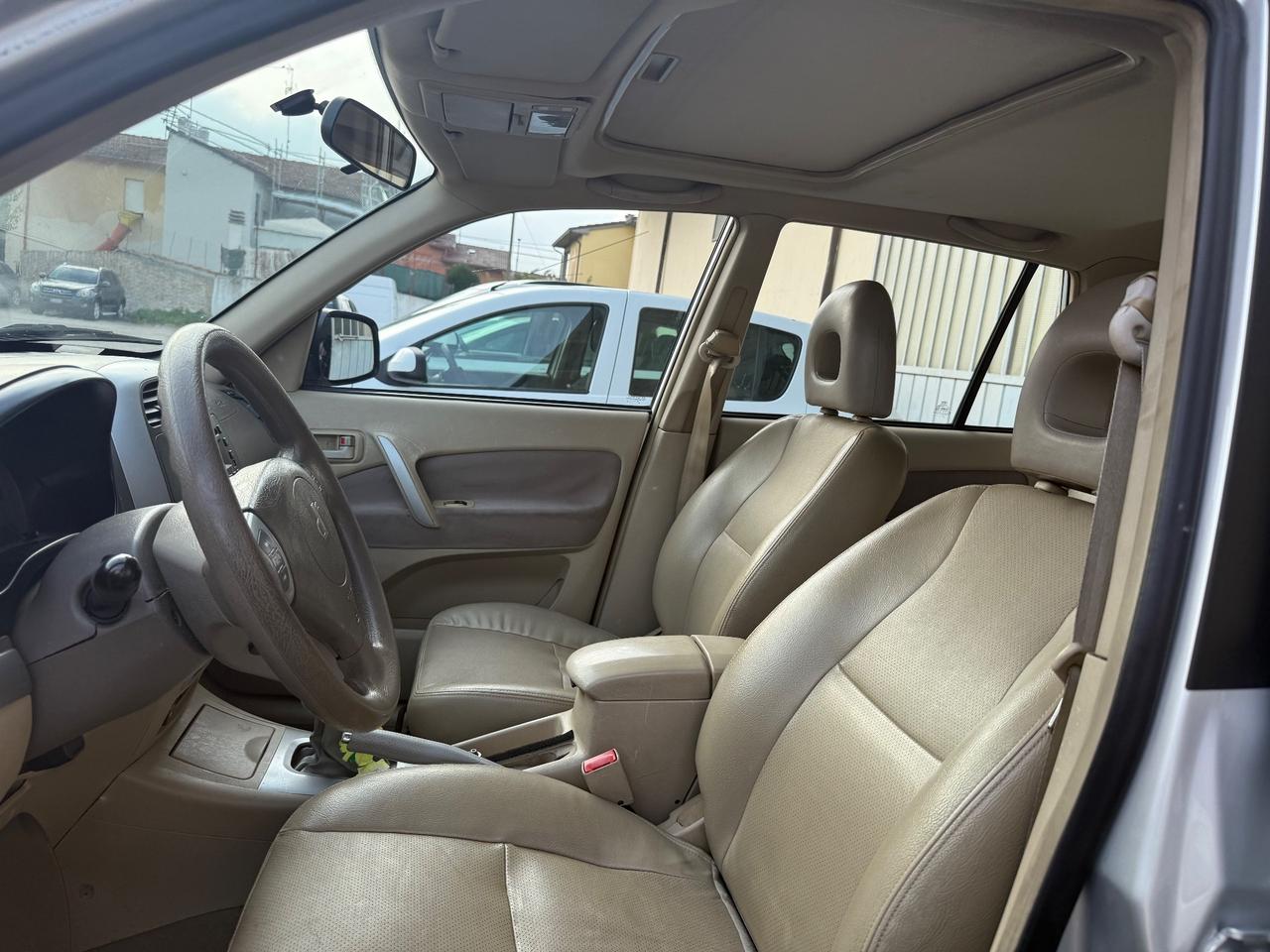 Dr DR5 2.0 16V 139 CV Executive 4x4 GPL 2011