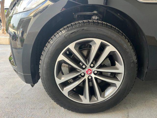 JAGUAR F-Pace 2.0 D 180 CV aut. R-Sport