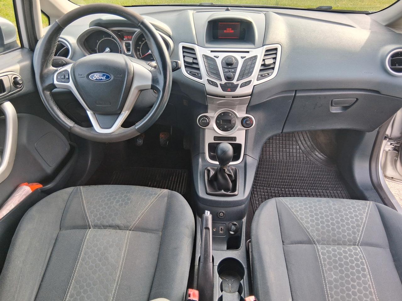 Ford Fiesta 1.4 5 porte Bz.- GPL Titanium