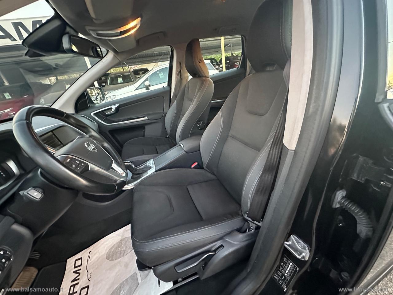 VOLVO XC60 AWD 2.4D Momentum