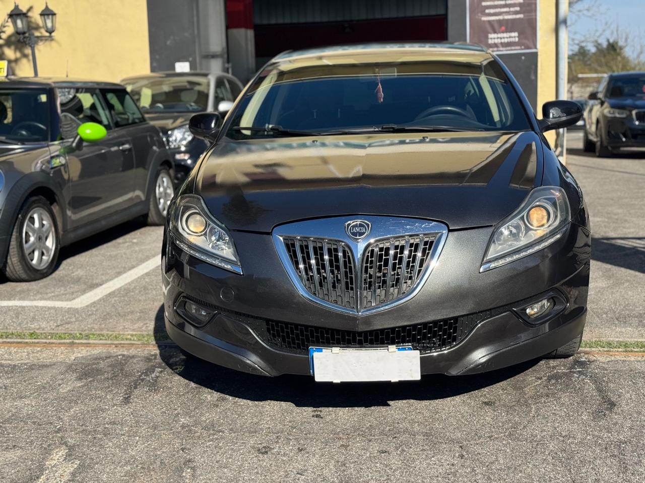 Lancia Delta 1.9 MJT Twinturbo DPF Oro