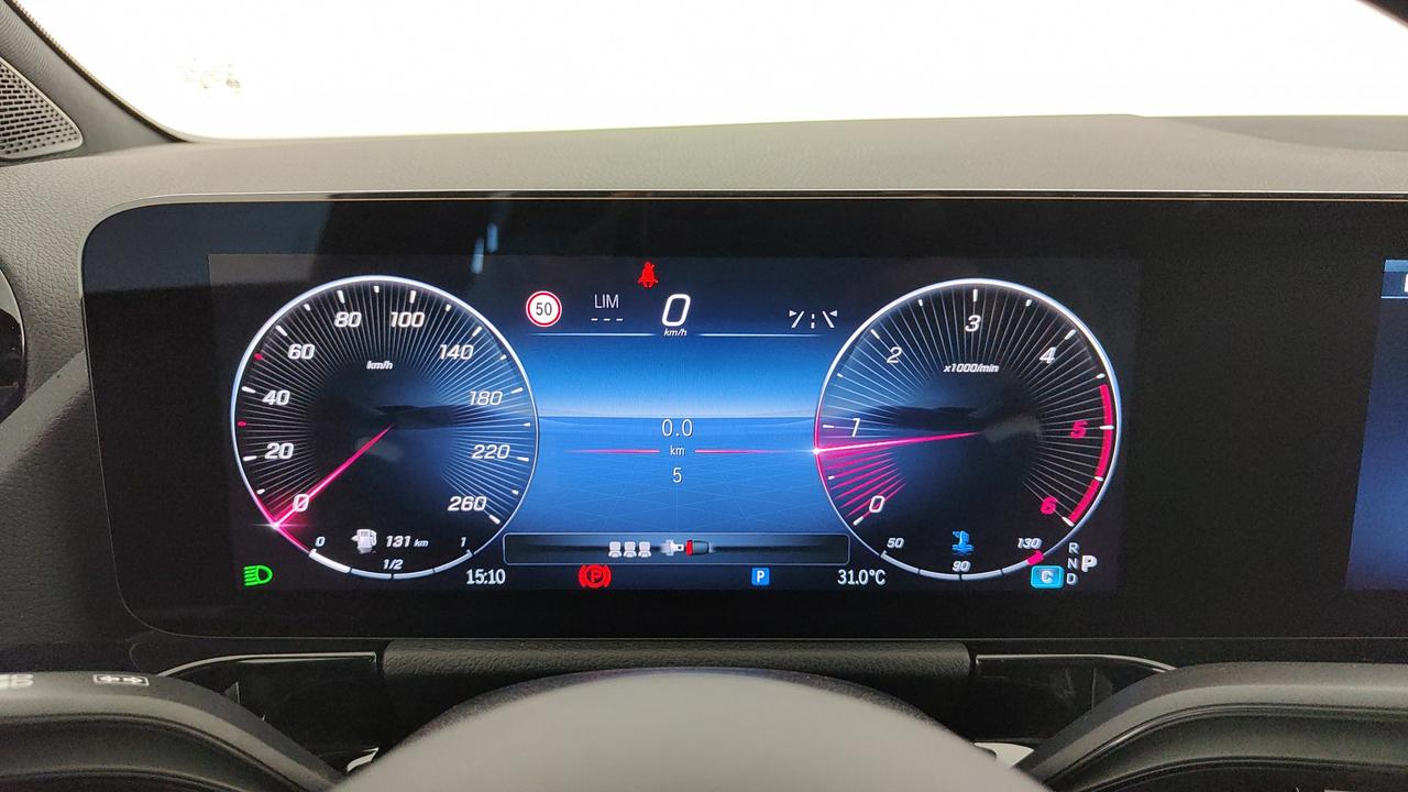 Mercedes-Benz GLA 200 d automatic