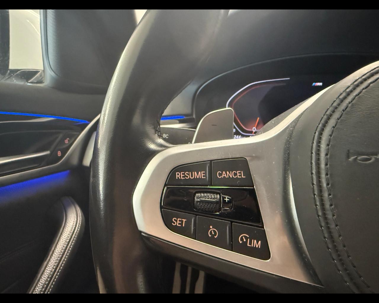 BMW Serie 5(G30/31/F90) - 520d 48V Touring Msport