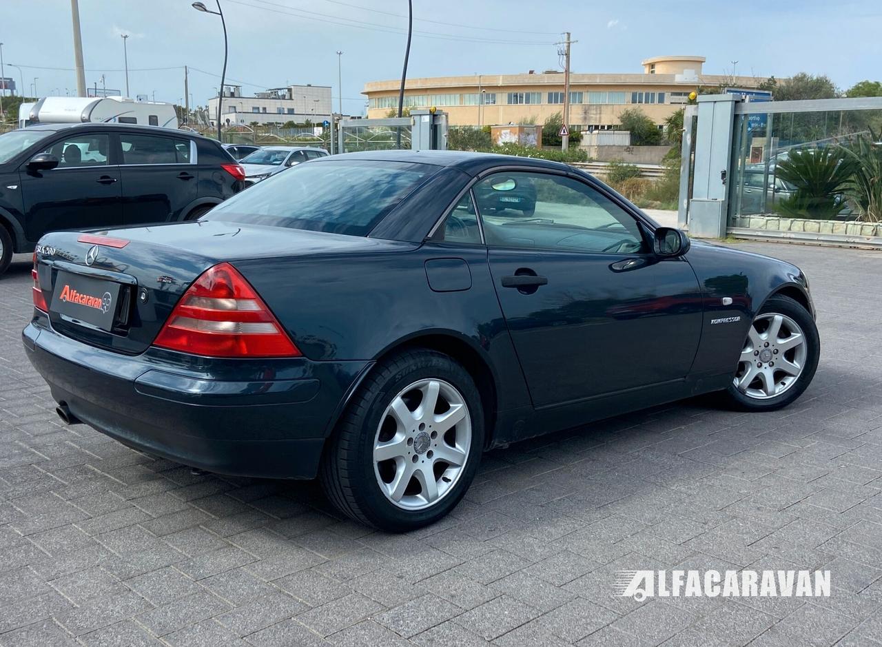 Mercedes-Benz SLK 200 Kompressor Roadster R170