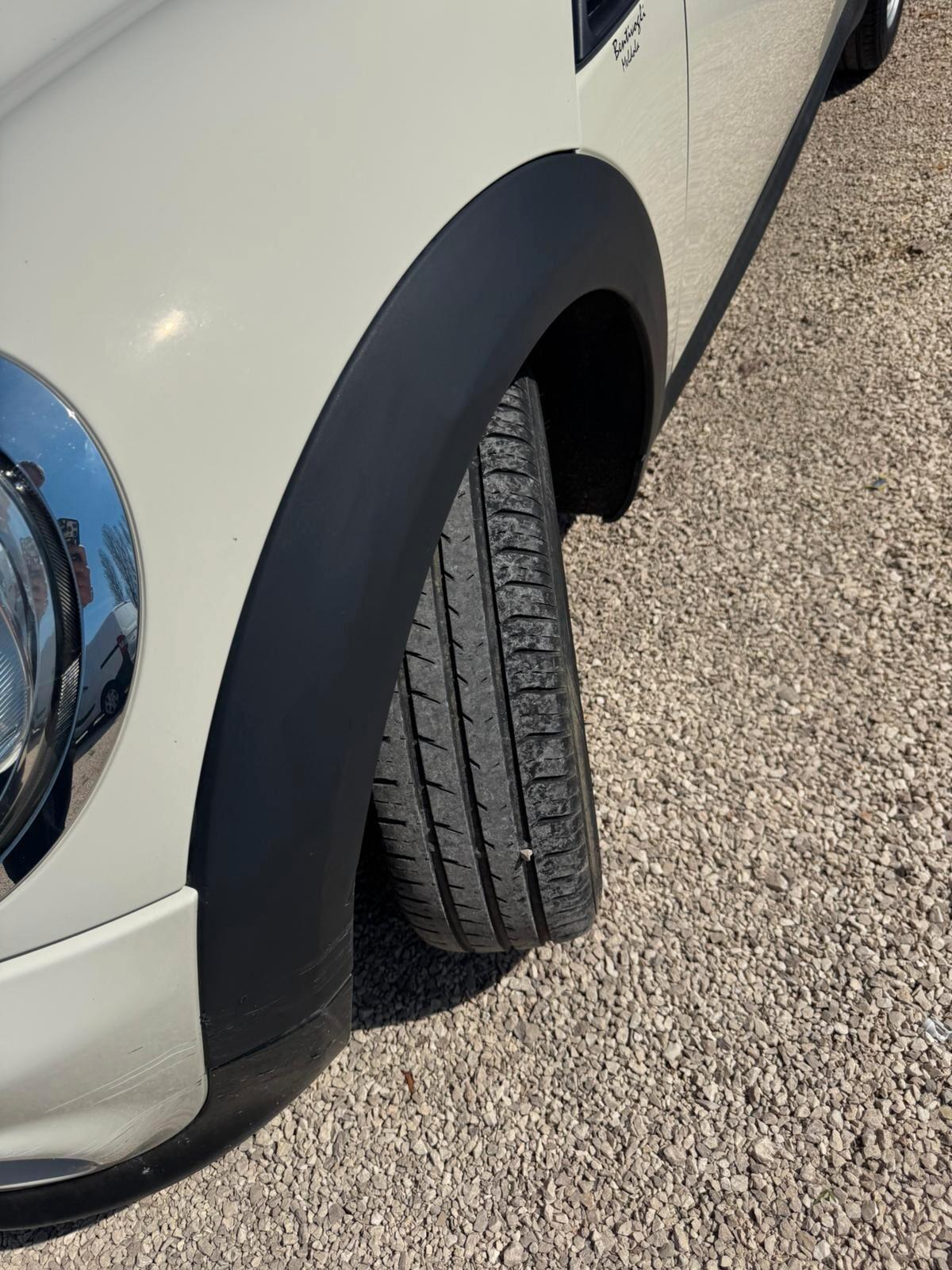 Mini 1.6 16V One (55kW)