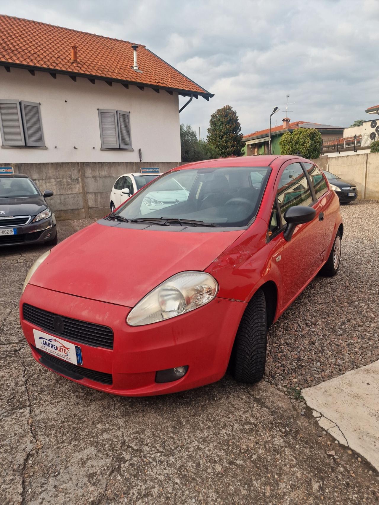 Fiat Grande Punto 1.2 3 porte distrb ok