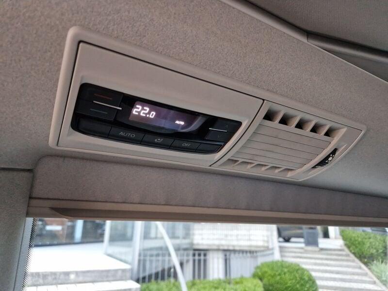 Volkswagen California 2.0 TDI 150CV DSG Beach Tour