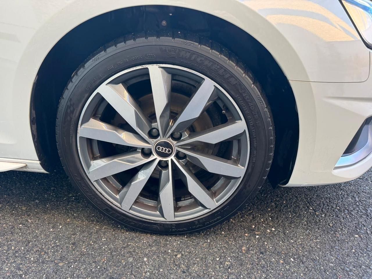 Audi A4 Avant 35 TDI/163 CV S tronic Business Advanced