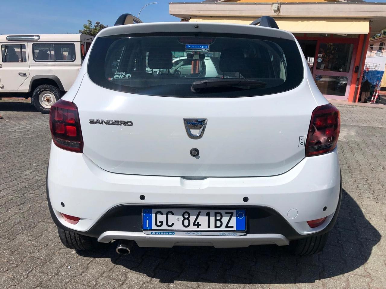 Dacia Sandero Stepway 0.9 TCe 90 CV NAVIGATORE/SENSORI PARCHEGGIO/TOUCHSCREEN GARANZIA 12 MESI RINNOVABILE FINO A 60 MESI!!!