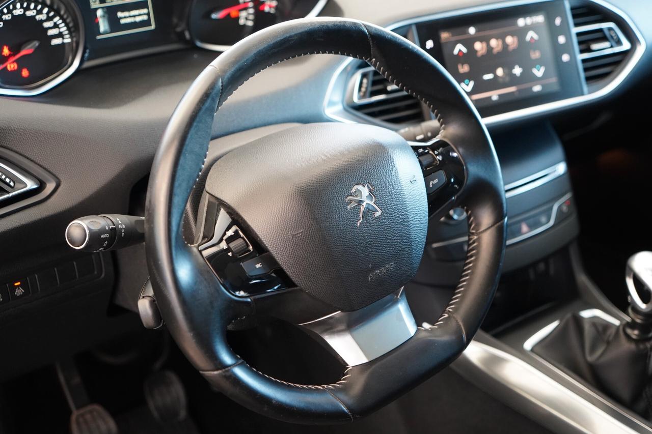 Peugeot 308 1.5 BlueHDi 130 Allure