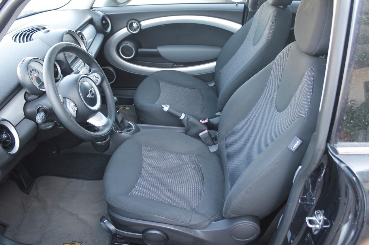 Mini 1.6 16V Cooper D
