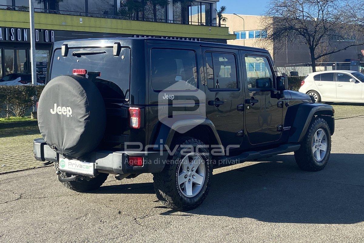 JEEP Wrangler Unlimited 2.8 CRD DPF Sahara Auto