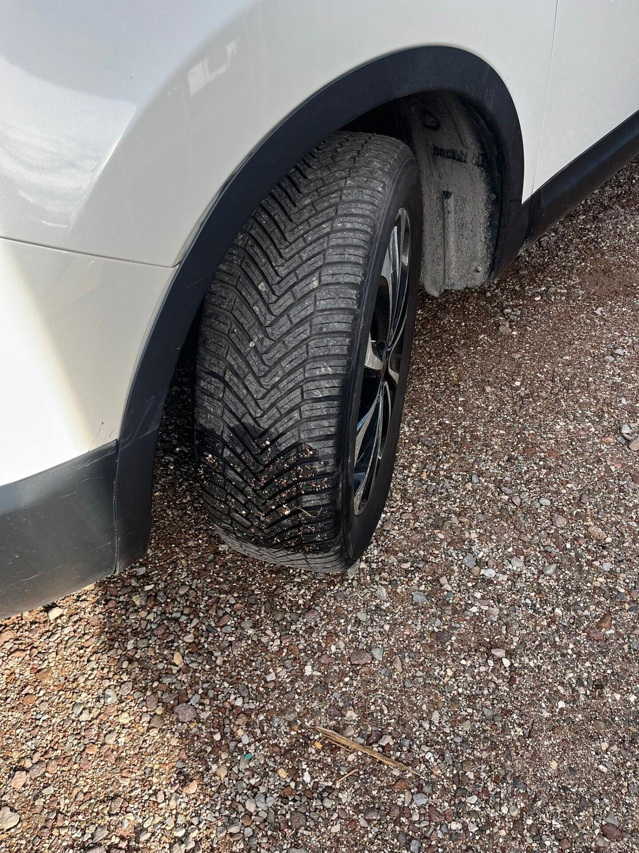 Nissan Qashqai L10 L L01