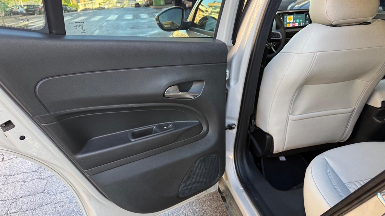 Fiat 600 Hybrid 110 CV DCT MHEV La Prima LED NAVI KAMERA PELLE CERCHI 18 SEDILI ELETTRICI RISCALDATI