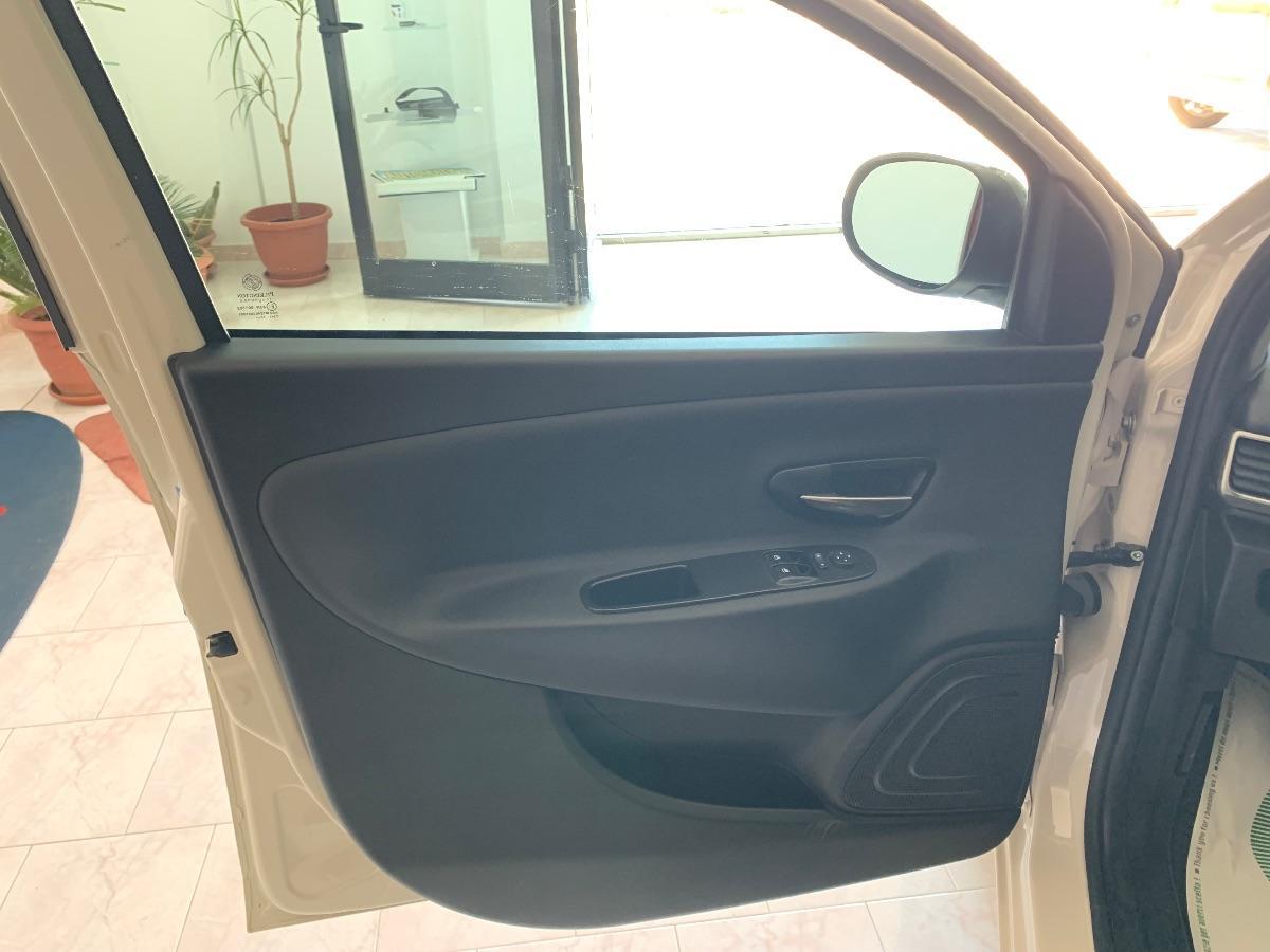 LANCIA - Ypsilon - 1.3 MJT 95 CV 5p. S&S Platinum