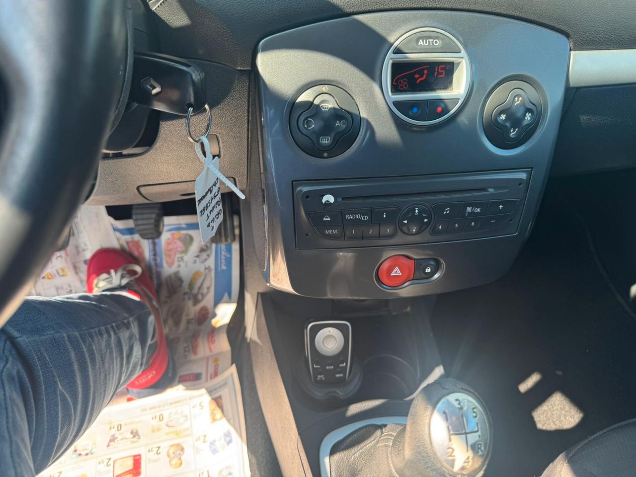 Renault Clio 1.5 DCI 75CV 5P 20TH DYNAMICQUE