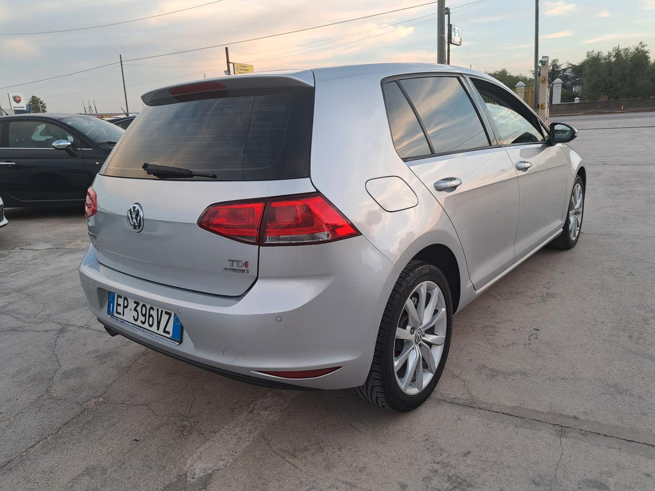 Volkswagen Golf 1.6 TDI HIGHLINE BlueMotion - 2013