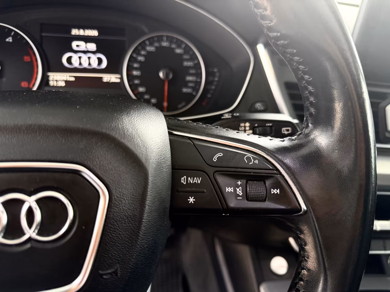 Audi Q5 2.0 TDI 150 CV*TETTO*MANUALE