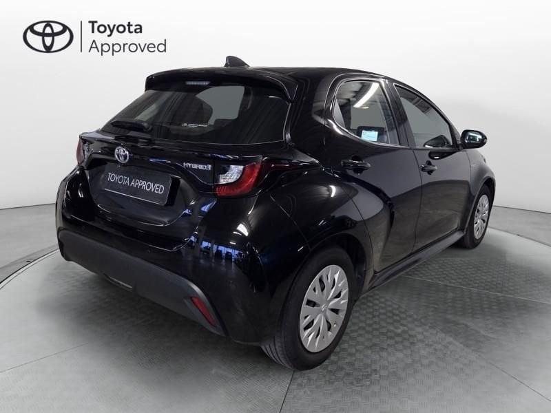 Toyota Yaris 4ª serie 1.5 Hybrid 5 porte Active