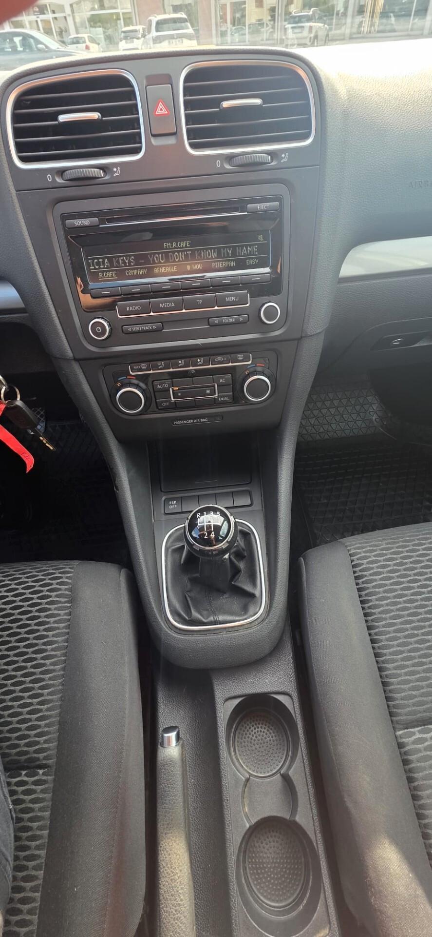 Volkswagen Golf 1.6 TDI DPF 5p. Highline