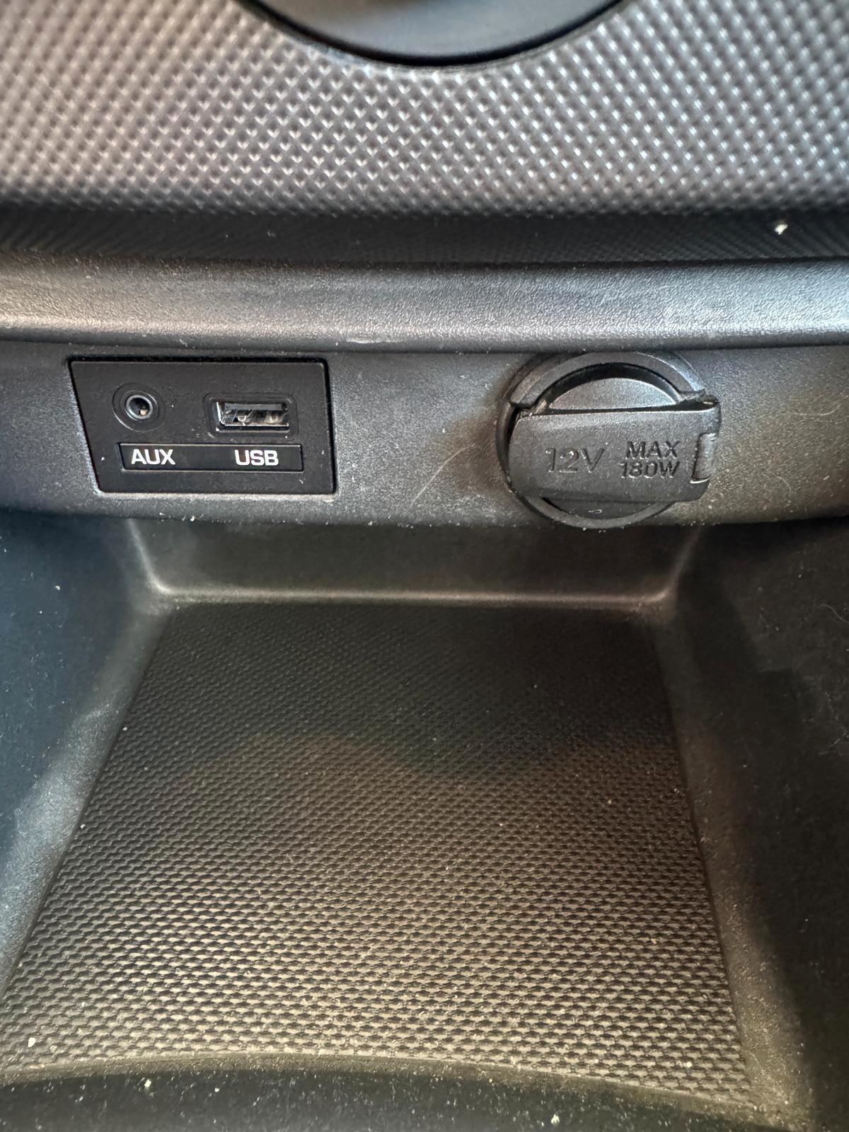 Hyundai i10 1.0 - 2017 - SOLO 60000KM