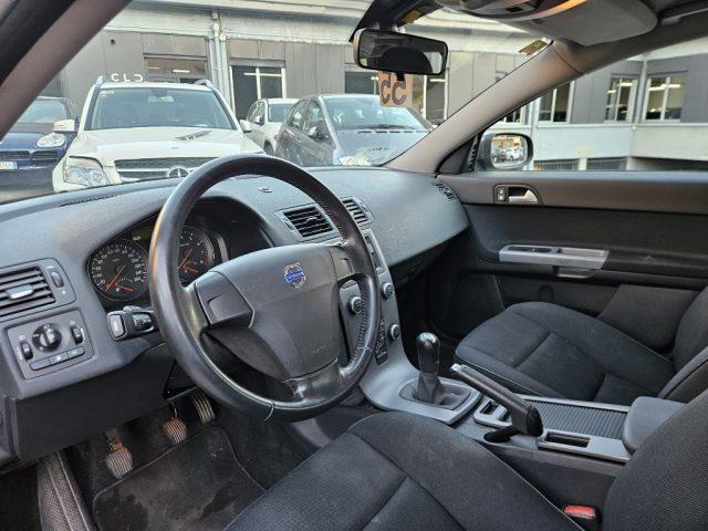 VOLVO V50 1.6 16V