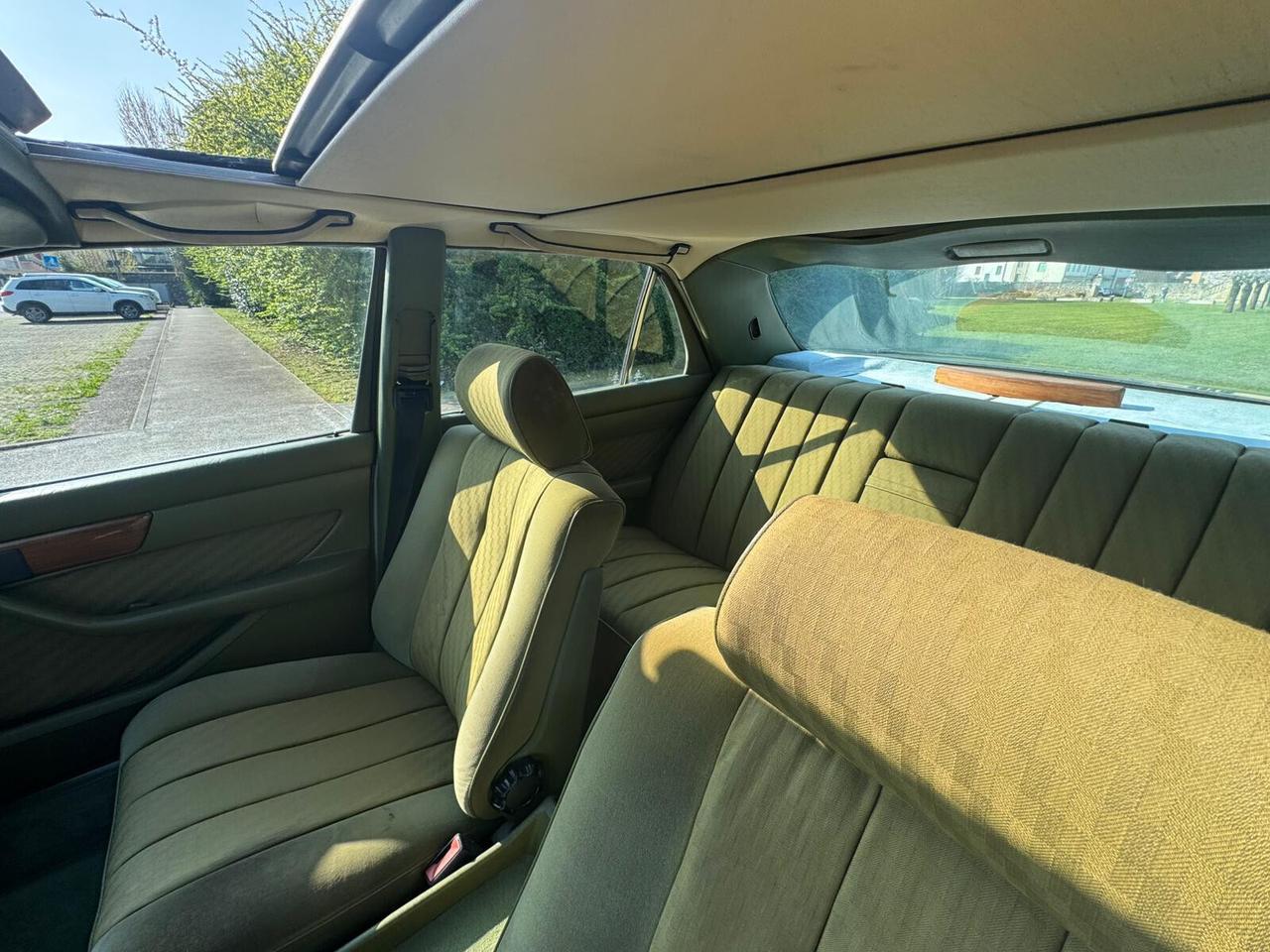 Mercedes-benz S-Series 280 SE