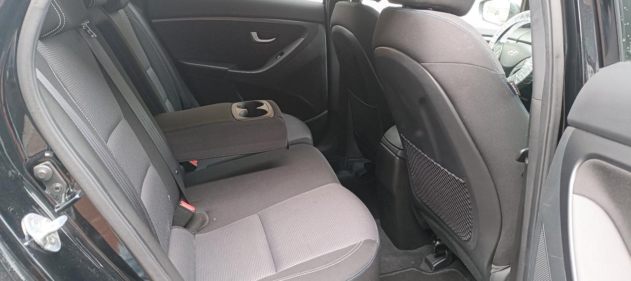 Hyundai i30 Wagon 1.6 CRDi SOLO 120MILA KM PREZZO SOTTO COSTO