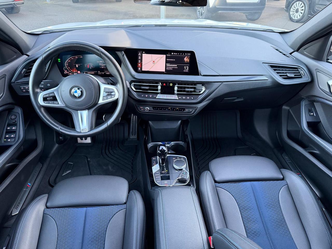 Bmw 118 118d 5p. Msport