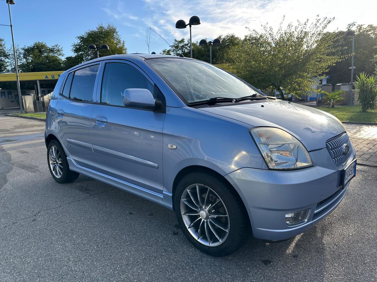 Kia Picanto 1.2 BENZINA NEOPATENTATI