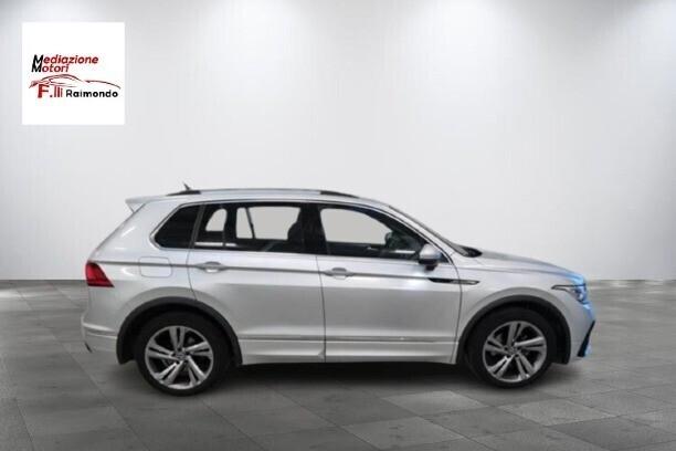 Volkswagen Tiguan 2.0 TDI 150 CV SCR DSG R-Line