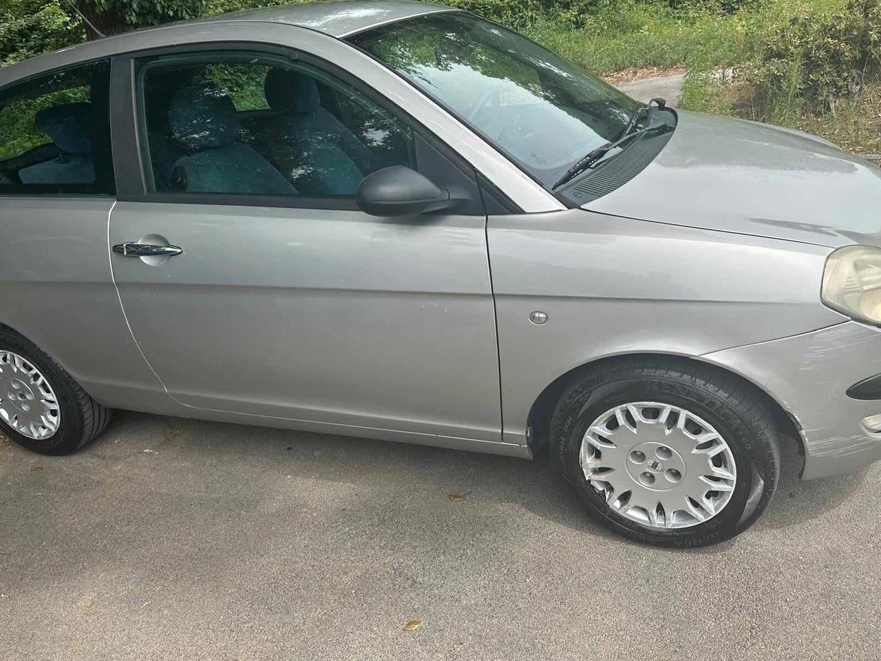 Lancia Ypsilon 1.3 Multijet 16V Argento