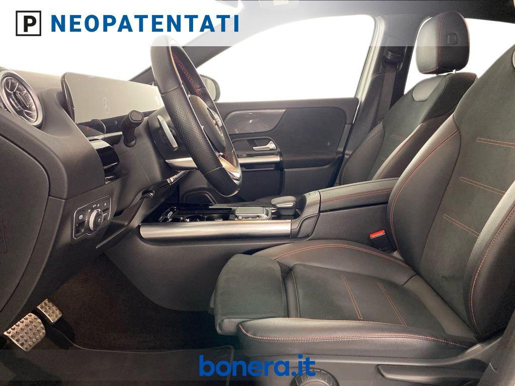 Mercedes GLA 180 180 D AMG Line Premium Plus 8G-DCT
