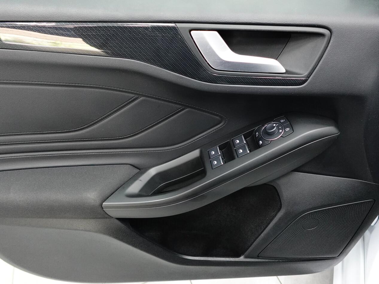 Ford Focus Wagon 1.5 EcoBlue 115 CV AUTO ST LINE SW