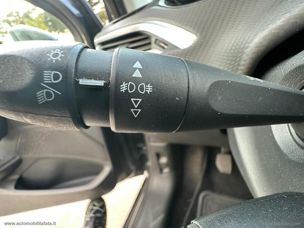 PEUGEOT 2008 BlueHDi 100 S&S Active DIESEL 131.000 KM