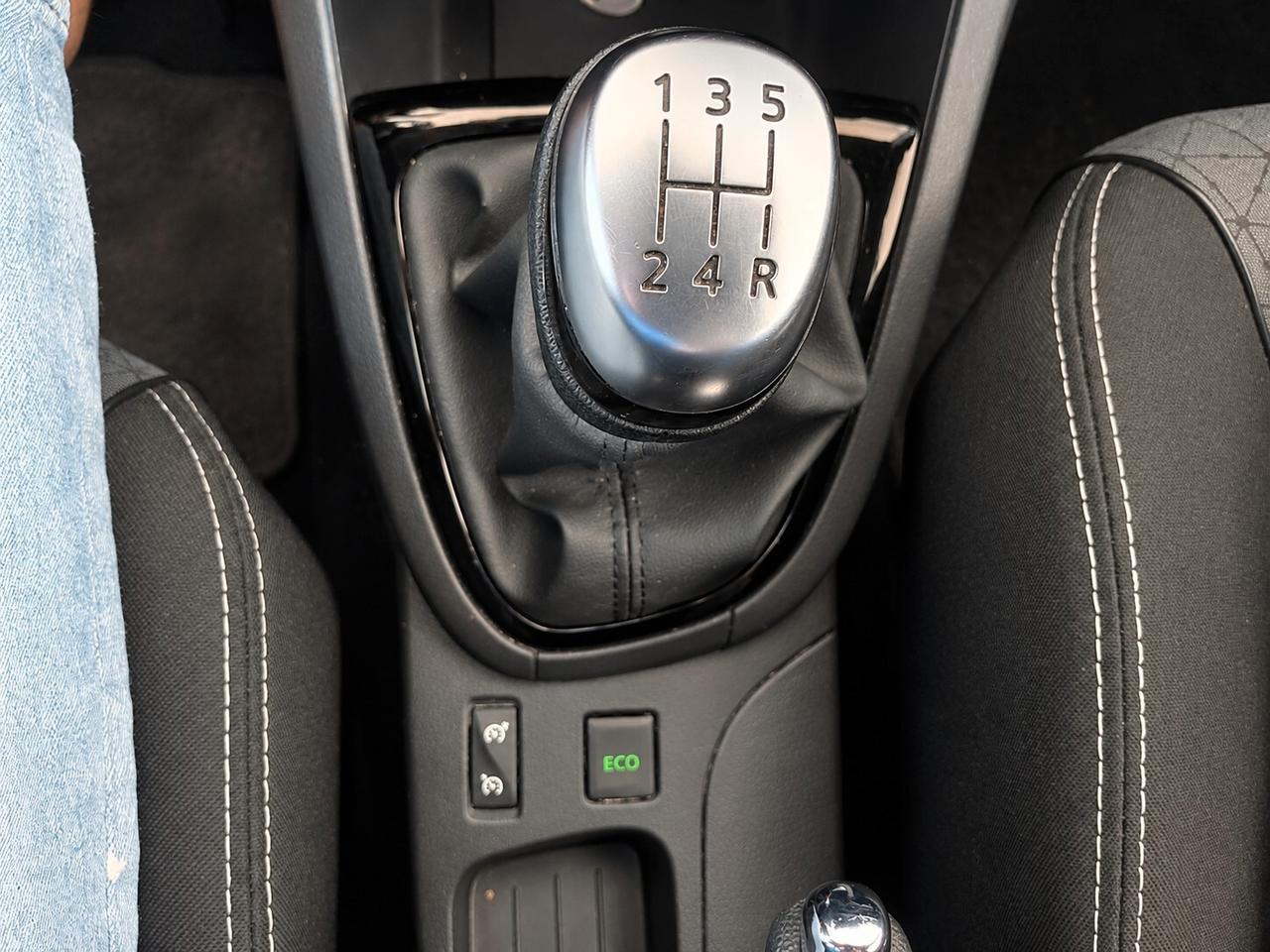 Renault Clio 0.9 TCe 12V 90CV Start&Stop 5 porte Energy