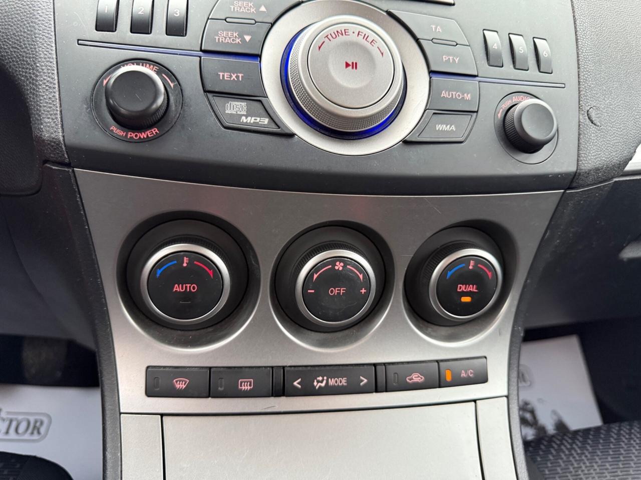 Mazda 3 1.6 MZ-CD 109 CV 5p. Advanced Unico Top