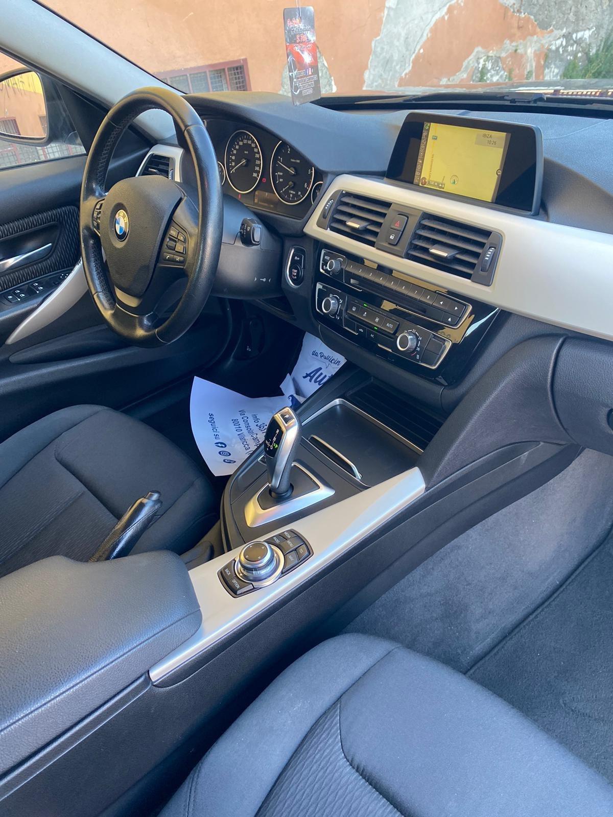 Bmw 320d Xdrive Fine 2015 Full Navi TAGLIANDATA